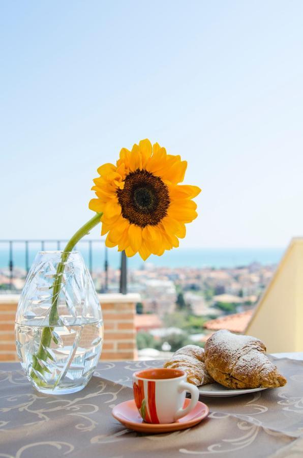 Residence Il Borgo Торторето Экстерьер фото